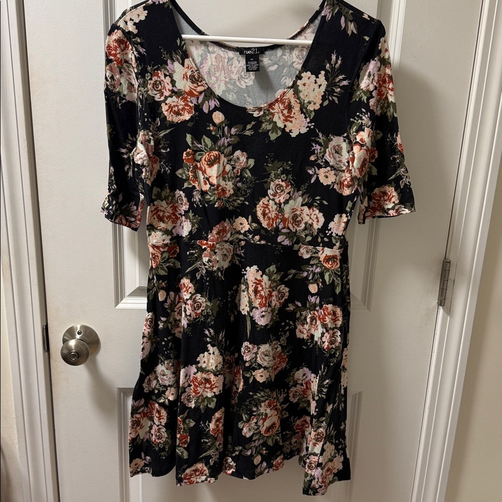Forever 21 Black Floral Dress